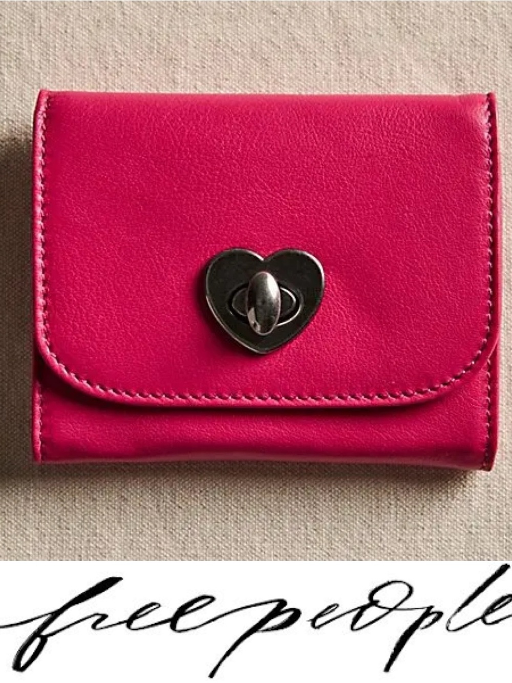 Free People Lock It Up Leather Wallet in Love Potion NWOT❤️